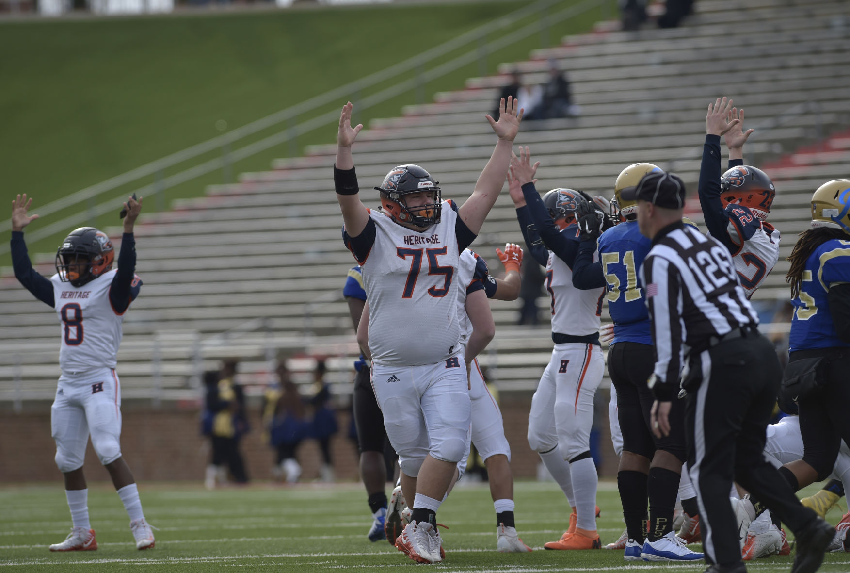 LNA 12092018 Heritge High Wins42.JPG